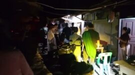 Pengulu Kampung Durin bersama Pemuda dan didampingi Babinsa gerebek kedai tuak di centing bawah | doc | inset |