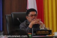 H Ibnu Hasim mantan Bupati dua Periode dan saat ini menjabat sebagai Anggota Legislatif dari Fraksi Partai Demokrat