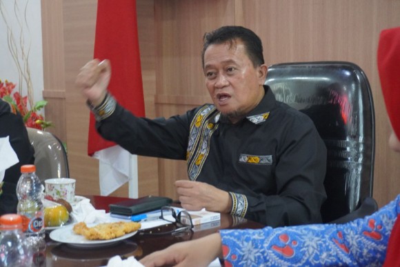 Plt Sekretaris Daerah dr Nevirizal MKes |Protokoler|