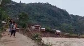 Kondisi hari pertama Kampung Agusen, debit air masih tinggi |doc|insetgalusnews|
