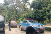 Rombongan Wakil Bupati Gayo Lues di Gunung Setan memastikan jalur tersebut sudah bisa dilintasi, Kamis (18/12/2025)