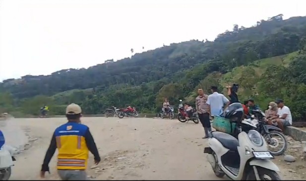 Jalur Kutacane - Putri Betung sudah mulai bisa diakses walau dalam keadaan darurat, Rabu (17/12/2025)