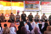 Kapolda Aceh saat mengunjungi Posko Pengungsian Bencana Aceh di Gedung BLK Blangkejeren.