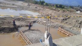 Pondasi Akses utama jembatan Aih Bobo menuju RSUMAK Galus, Rabu 28 Januari 2026 |Noviel Wijayandi|