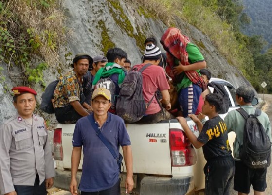 Camat Kecamatan Pantan Cuaca Abdul Gani 