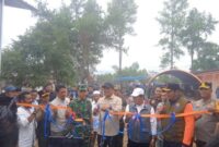 Bupati bersama Wakil Bupati resmikan Huntara desa Rigeb, Selasa (17/2/2026)