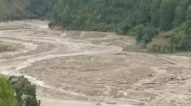 Areal persawahan warga yang kini telah berubah jadi aliran sungai, Selasa (3/3/2026)