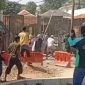 Bentrokan kelompok warga pecah di Jalan Tambak I, Kelurahan Pegangsaan, Kecamatan Menteng, Jakarta Pusat, Minggu (26/7/2026).