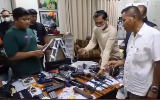 Ratusan Senpi ditemukan di salah satu sekolah di Jakarta Selatan