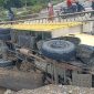 kenderaan roda enam tergelincir dan terseret derasnya arus sungai Waih Tripe yang membelah Aih Bobo, Senin (14/9/2026) 
