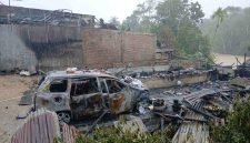 Fhoto: Satu unit kenderaan roda empat hangus terbakar pada peristiwa kebakaran di Desa Uning Pune, Kecamatan Putri Betung, Minggu (25/10/2026)